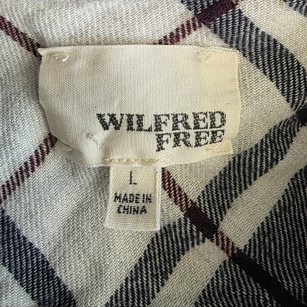 Aritzia Wilfred Free Plaid Flannel Button Down Shirt Size Large - Picture 3 of 5